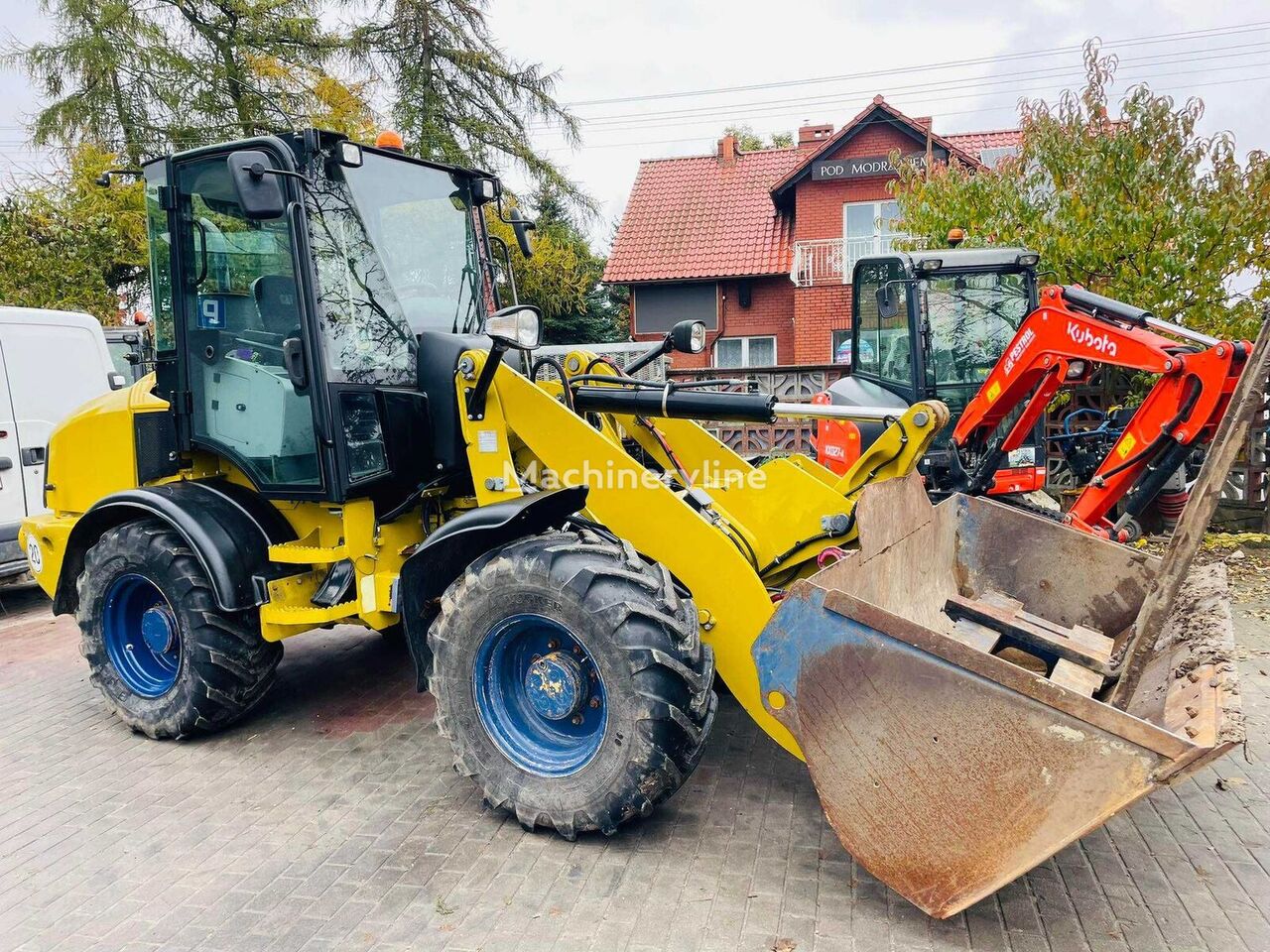 фронтальный погрузчик Caterpillar 908H! 2011 ROK! Z niemiec! WIDŁY I ŁYŻK