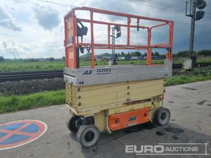 коленчатый подъемник JLG 2630ES